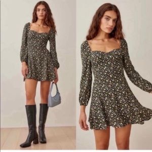 Reformation Dress Mochi Long Sleeve Mini in Esprit Black Floral